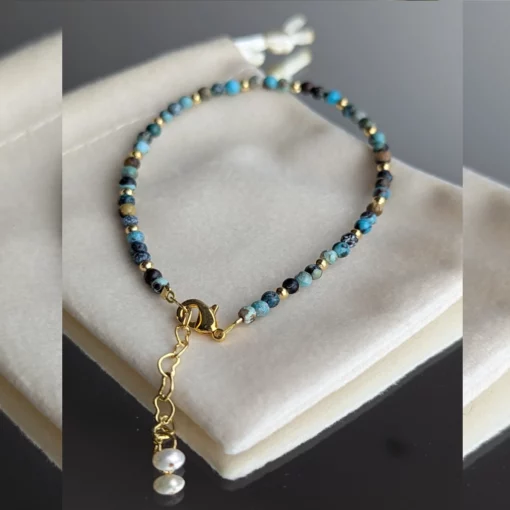 bracelet turquoise 3mm sur pochon